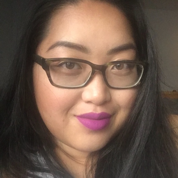 Meet your Posher🙋🏻‍♀️ - Picture 8 of 8